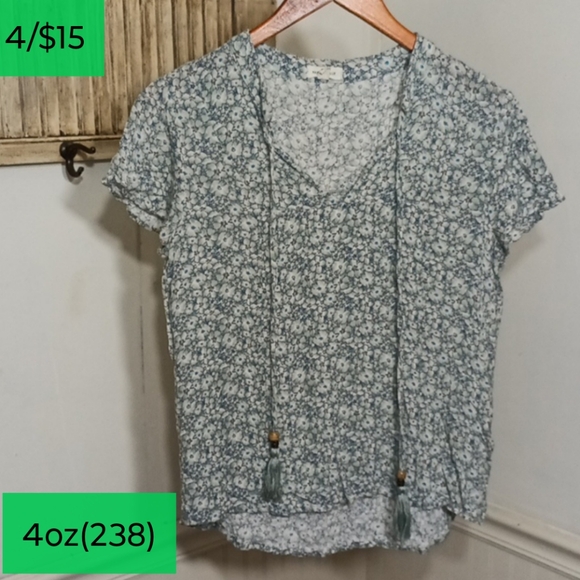 mason & belle Tops - Mason & Belle floral blouse